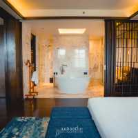 ที่พักใกล้สนามบินสุวรรณภูมิ ใส่ชุดไทยทำคอนเท้นต์ได้