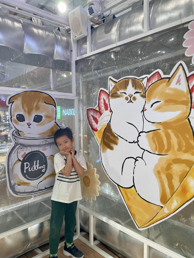 Mofusand 鯊魚貓快閃店