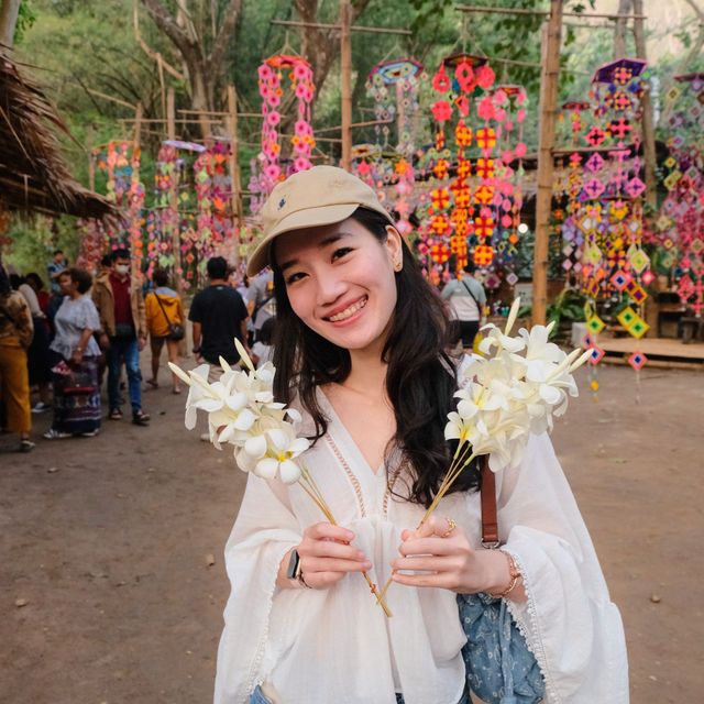 โอ๊ะป่อย - ตลาดเช้าริมธาร 🍃🌱💚