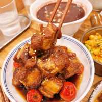 「DEMO和洋食堂：物美價廉，上海美食愛好者追捧的時尚去處」