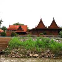 อุทัยธานี ที่เที่ยว - ที่กิน ริมแม่น้ำสะแกกรัง