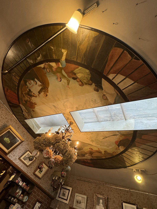 【福岡カフェ】ひっそりとやられてる隠れ家アンティークカフェ🇬🇧