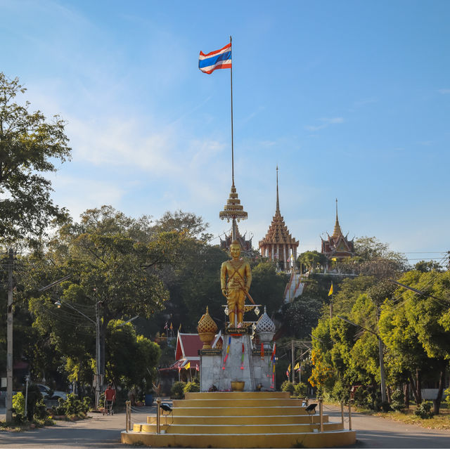 รีวิว วัดเขาพระศรีสรรเพชญาราม อู่ทอง สุพรรณบุรี