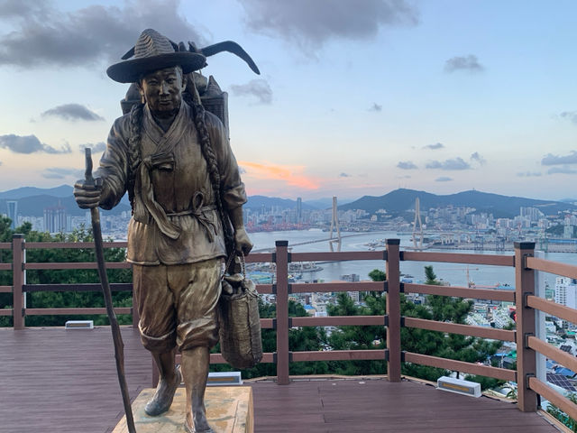 "부산 청학배수지에서 만나는 절경: 도시와 바다의 완벽한 조화"