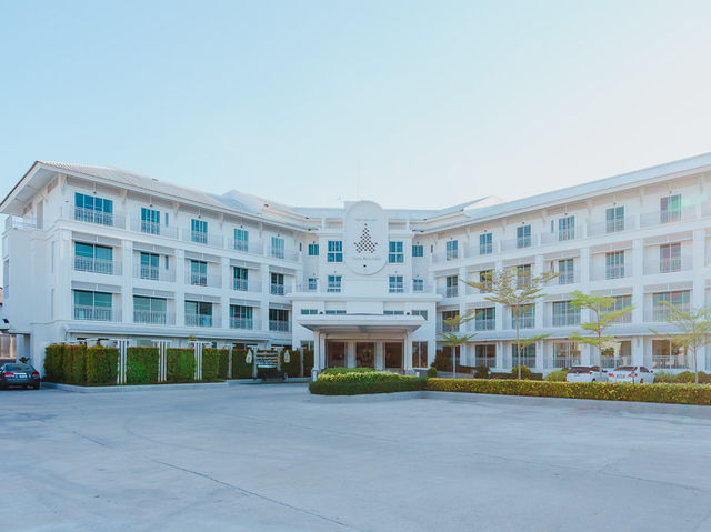 Chada at Nakhon Hotel
