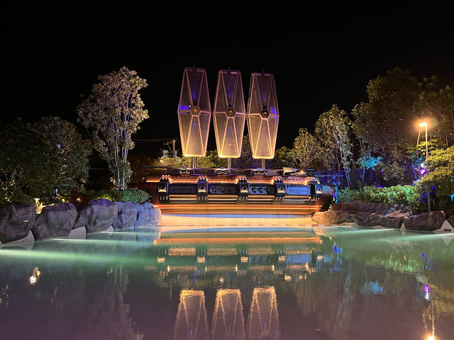 Space Water Park สวนน้ำในธีมสุดล้ำที่โรงแรม Grand Center Point Space Pattaya