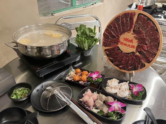 「潮汕火鍋，炸蝦棗有驚喜」