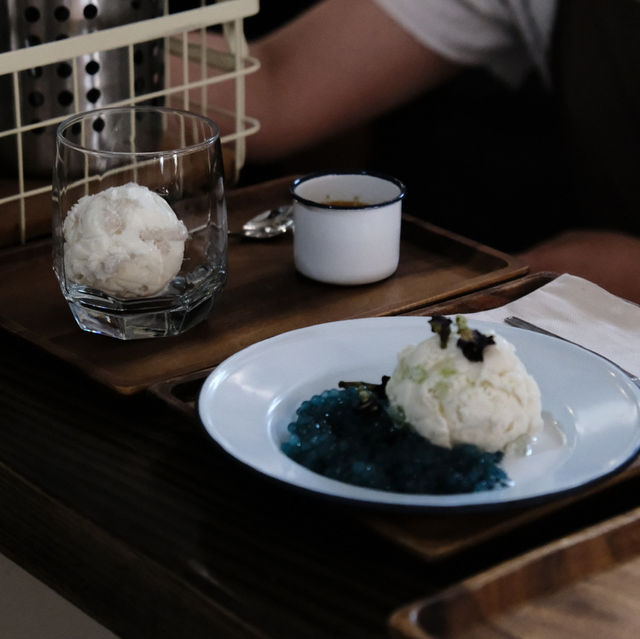 บ้านข้าวหนม | คาเฟ่และร้านขนมไทยที่ต้องบอกต่อ