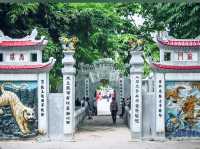 Ngoc Son Temple 