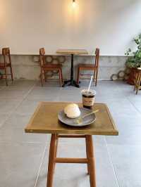 【北九州カフェ】店主さんご夫妻が楽しい♡蜂蜜とコーヒーのお店🍯