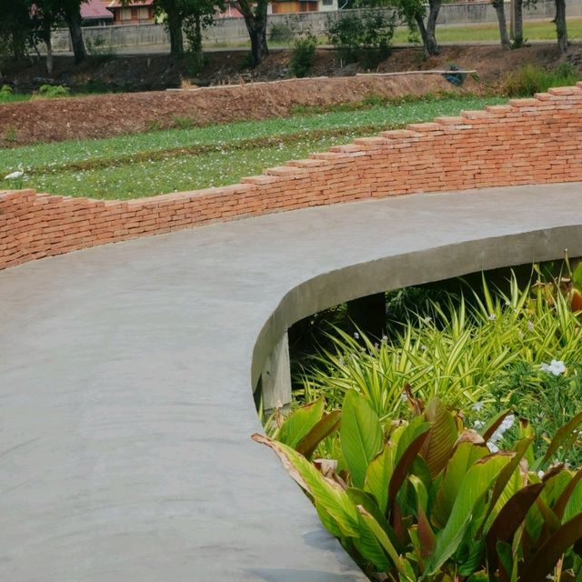 NAYA Cafe Ayutthaya คาเฟ่อิฐและวิวทุ่งนา🌾