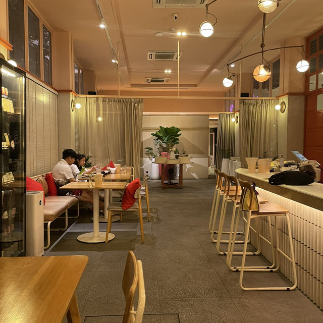 Baby Bar | ร้านอาหารที่ตั้งอยู่ในย่านอารีย์