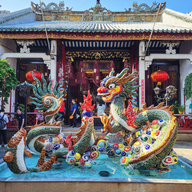 會安古城-融合多國風格的歴史古城，被評為世界文化遺產