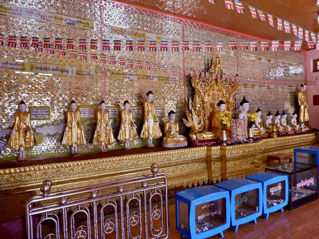 Umin Thonze Pagoda 