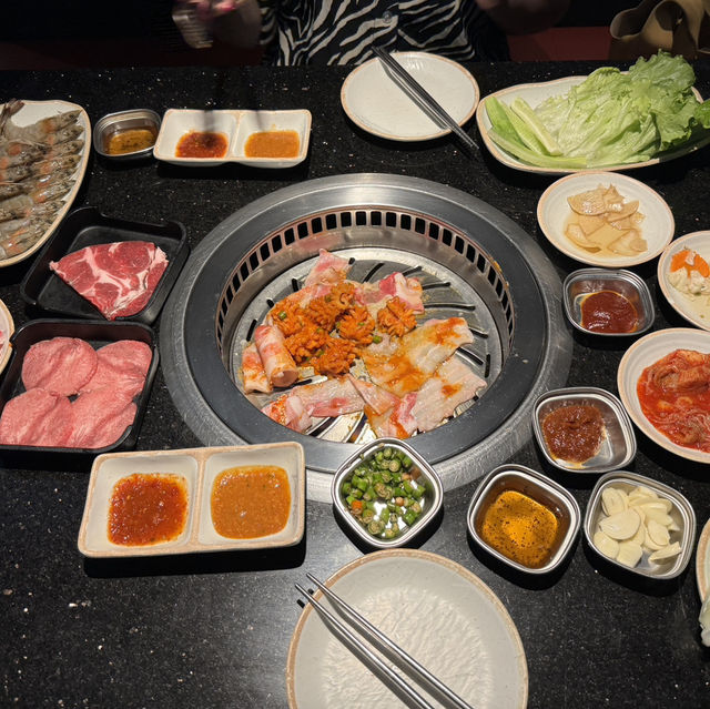 Iron Age Korean - บุฟเฟ่ต์​ปิ้งย่างสไตล์เกาหลี
