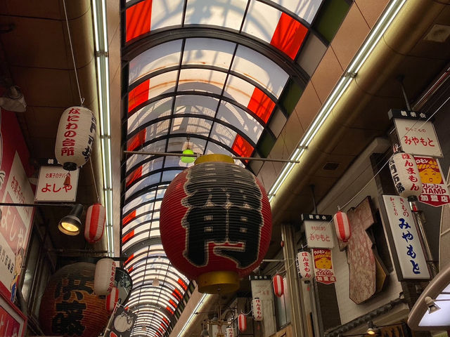 大阪熱鬧的美食天堂 — 黑門市場✨
