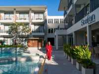 ที่พักภูเก็ต โทนขาว-ฟ้า ใจกลางเมือง