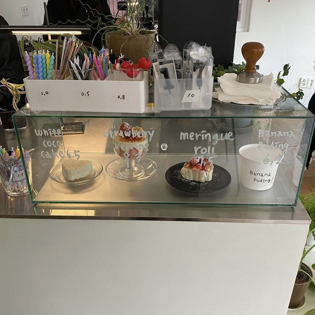 【韓国】ハート型パンケーキなどハートスイーツが売りの可愛いカフェ🩷
