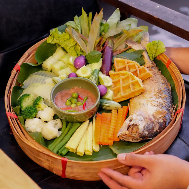 เรือนปลาทู คาเฟ่