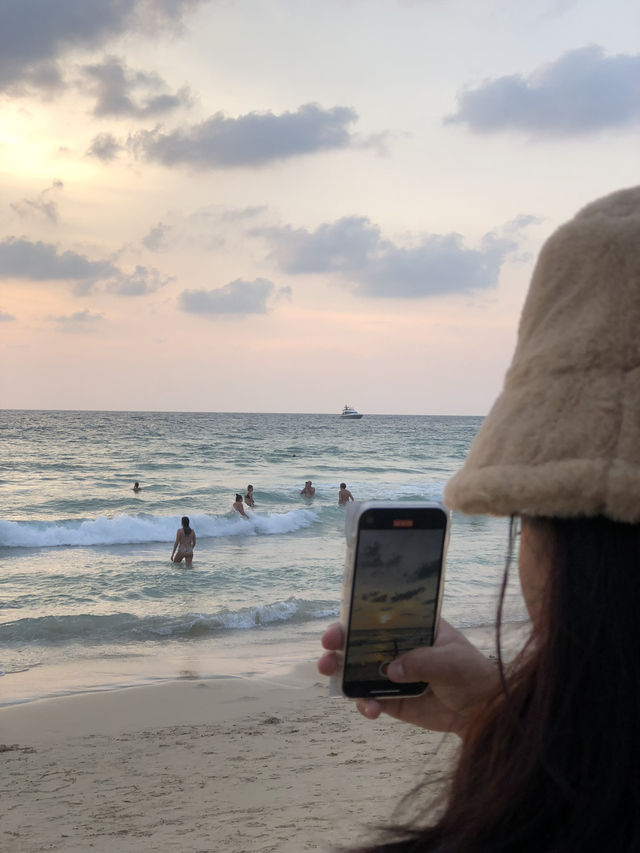 หาดสุรินทร์ ภูเก็ต