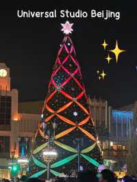 ชมไฟต้นคริสต์มาสใจกลางสวนสนุก Universal Beijing🎄
