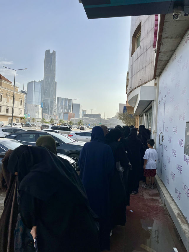 Super popular cafe in Riyadh☕️