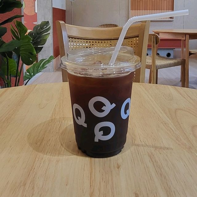 Gorgeous cafe