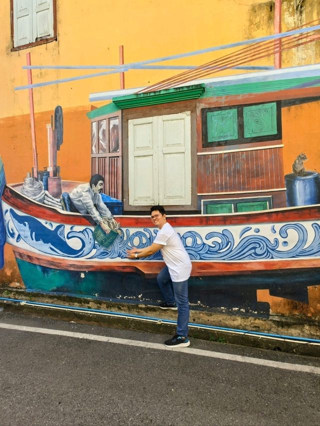 Street Art and Murals in Songkhla Old Town