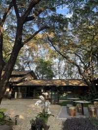Earth & Fire Ceramics ร้านขายเซรามิก