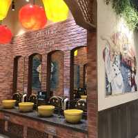 Theme Lavatories 