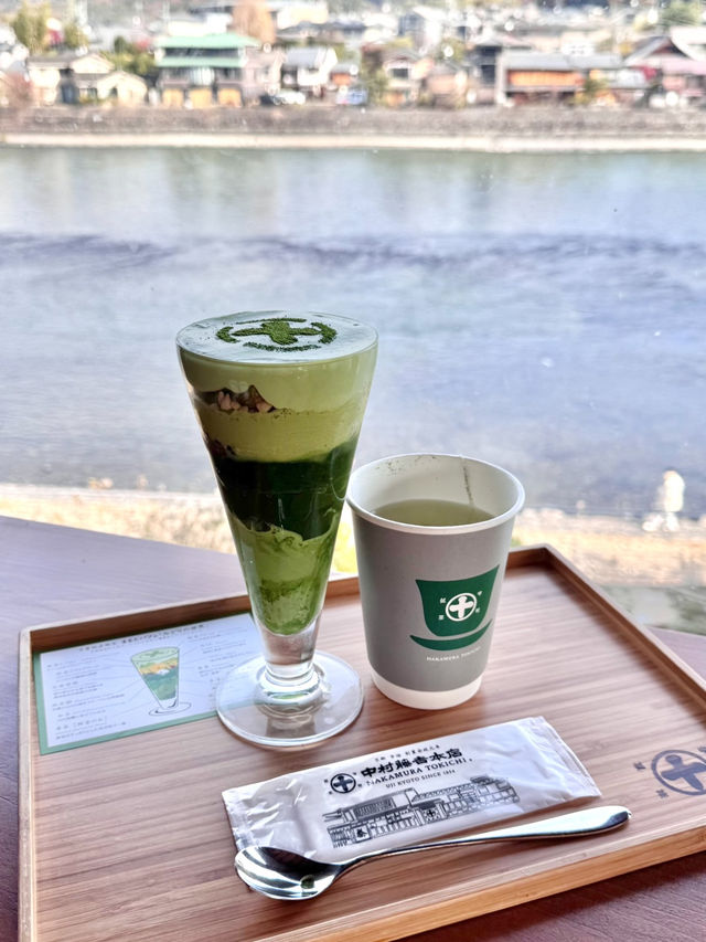 Nakamura Tokichi Byodo-in: A Matcha Haven with Breathtaking Views and Delicious Treats
