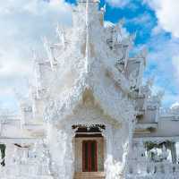 วัดร่องขุ่น