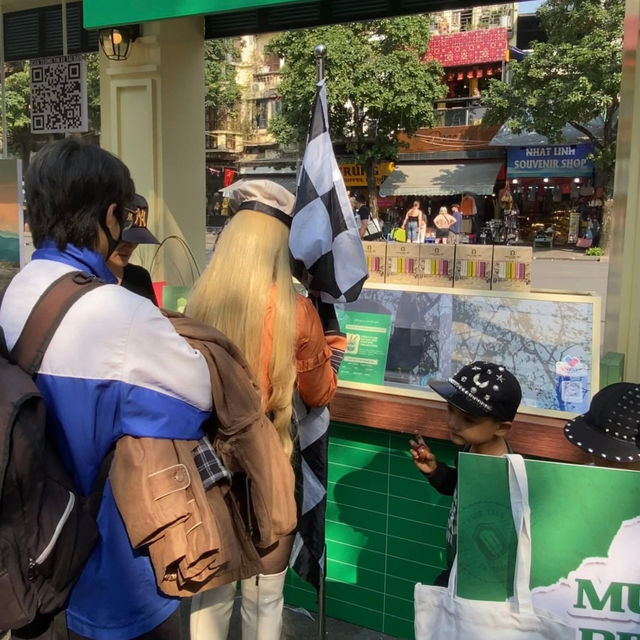 Yummy ice cream bars at Kem Trang Tien Hanoi