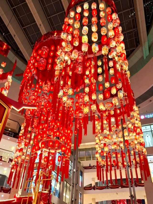 GONG XI, GONG XI ! FIERY RED FESTIVE VIBES IN PAVILLION MALL
