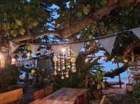 Apache Pier Restaurant อ่าวลุงดำ เกาะเสม็ด