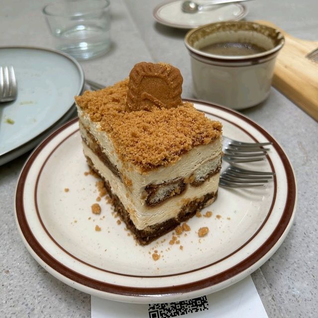 pretty cafe