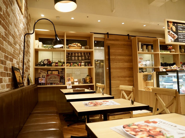 A Cozy Brunch at Ivorish Shibuya