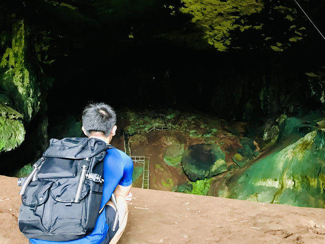 “Niah Cave: The Majestic Gateway to Prehistoric Wonders”