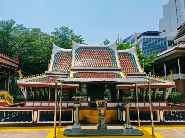泰國曼谷湄南河畔古跡寺廟教堂清真寺商場一日遊行程，全程免費參觀，適合休閒打卡拍照📸祈福