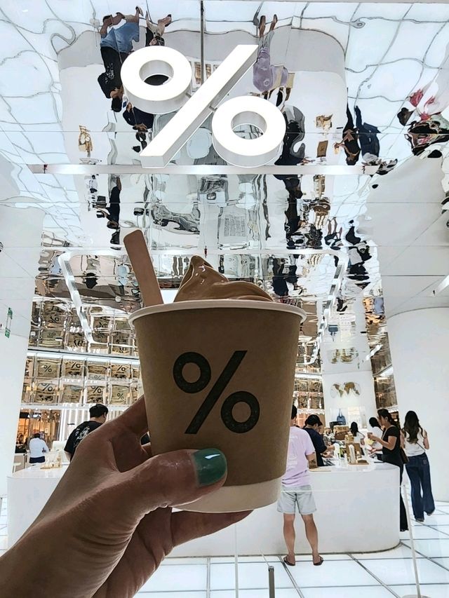 【バンコク】人気のコーヒー店のソフトクリーム🍦