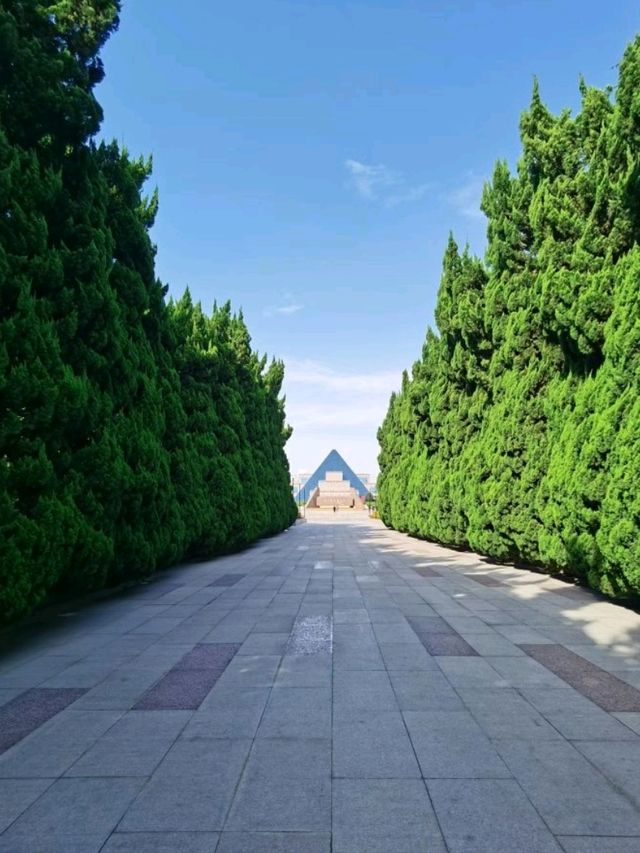 LongHua Temple