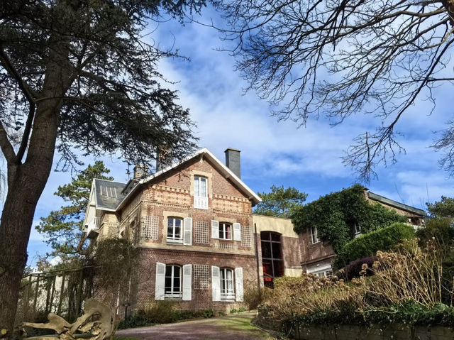 Dimagine Saint Clair – Le Donjon: A Hidden Gem in the South of France
