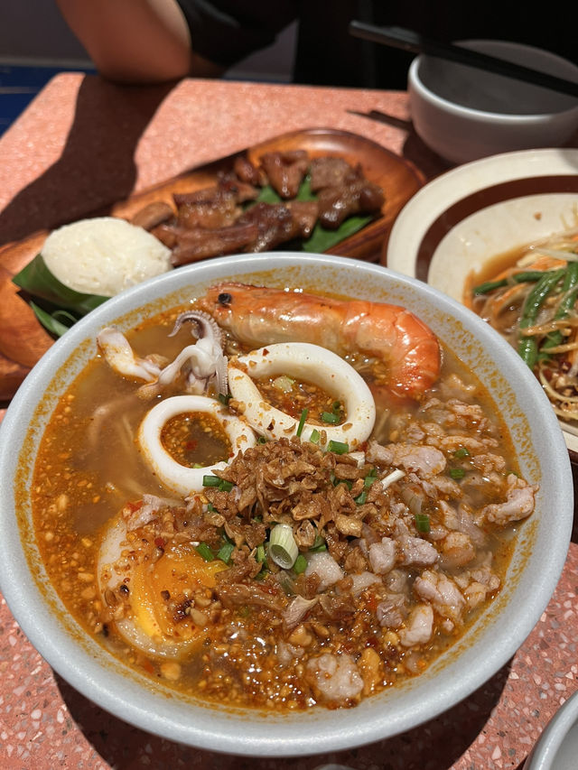 ✨ แนะนำร้านอาหารไทยในเวียดนาม Go Thai Noodles