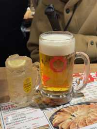도쿄 우에노 현지인들이 찾는 이자카야✨ 여기 교자가 진짜 맛있어요🍻