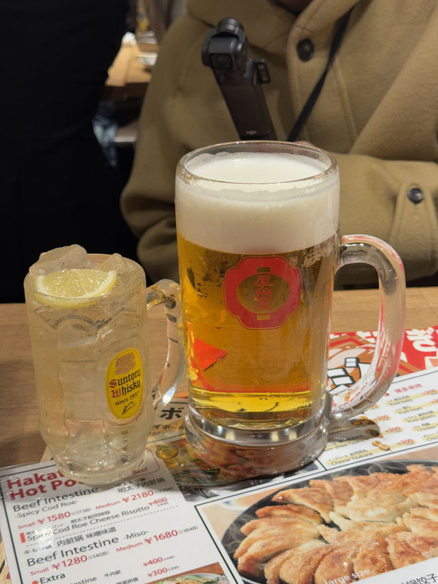 도쿄 우에노 현지인들이 찾는 이자카야✨ 여기 교자가 진짜 맛있어요🍻