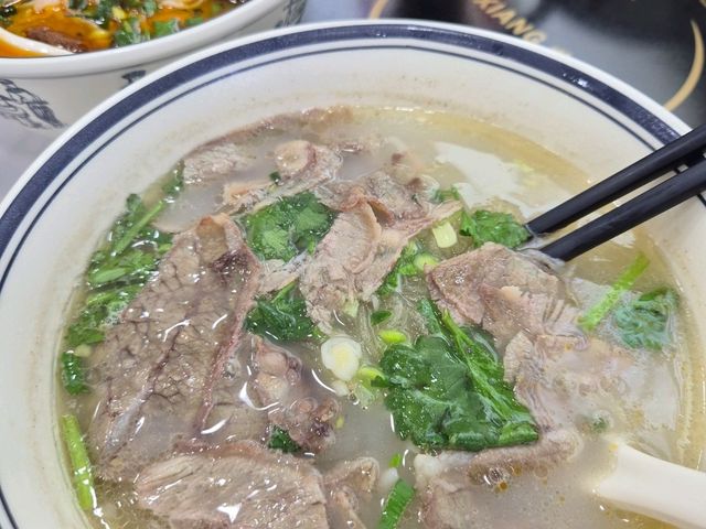 난징동루 아침으로 먹기좋은 우육면 맛집 장기우육탕(张记牛肉汤)