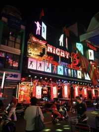 范五老街夜晚狂歡：胡志明市的不夜街 🌃🍻🎶