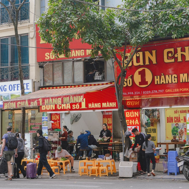 แจกแพลนตะลุยกินสตรีทฟู้ด ย่านเมืองเก่าฮานอย