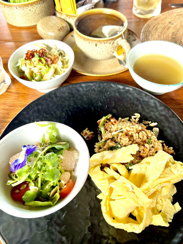 Breakfast buffet ที่โรงแรม Alila Ubud บาหลี