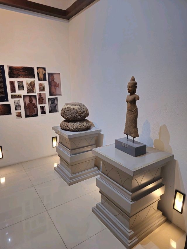 พิพิธภัณฑ์สระโกสินารายณ์ ชมอตีตผ่านโบราณวัตถุ